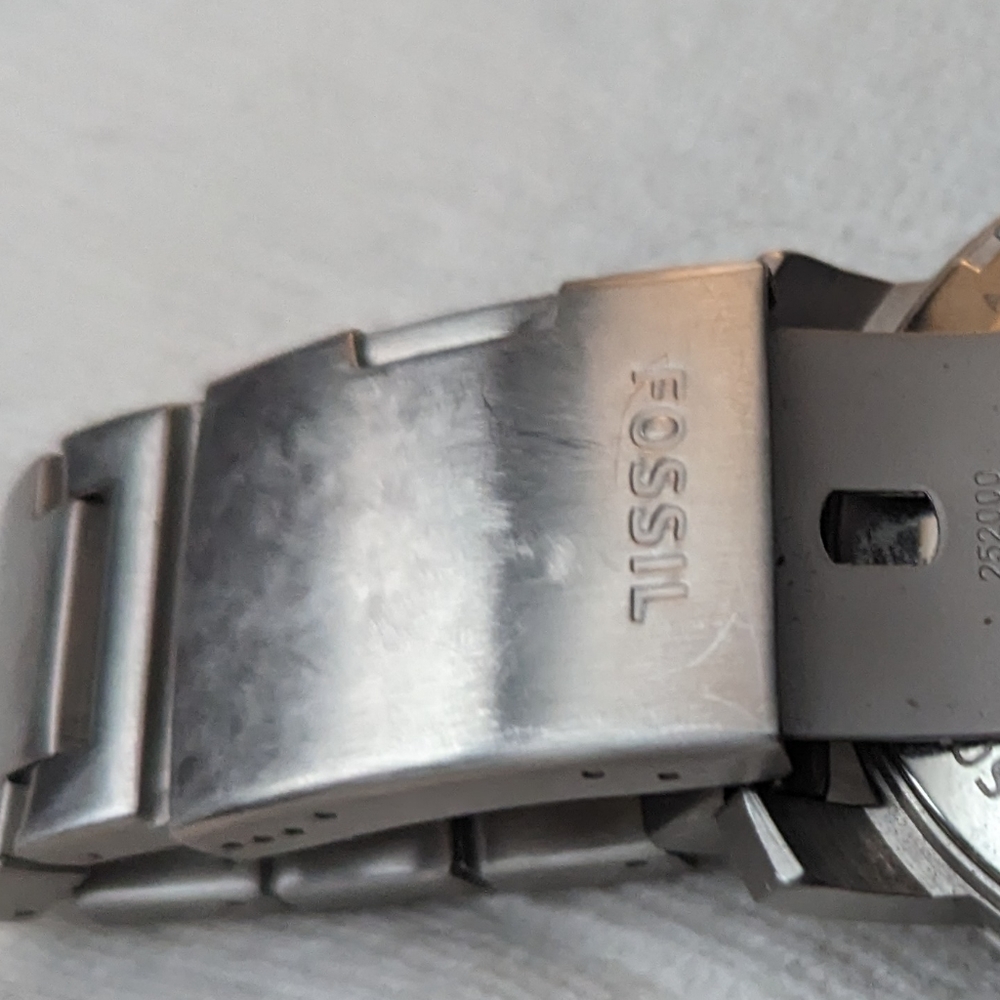 Fossil chronograph watch - Picture 3 of 5